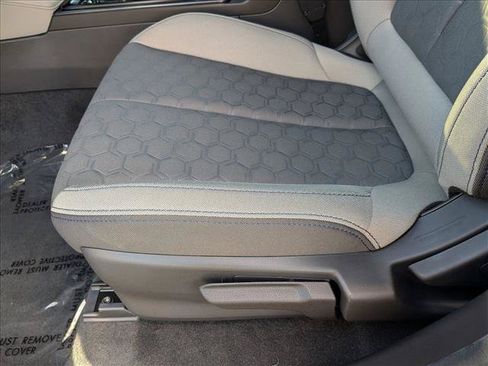New 2026 Subaru Forester AWD/4WD image 4