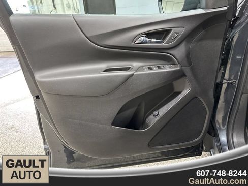 Used 2023 Chevrolet Equinox LT FWD image 11