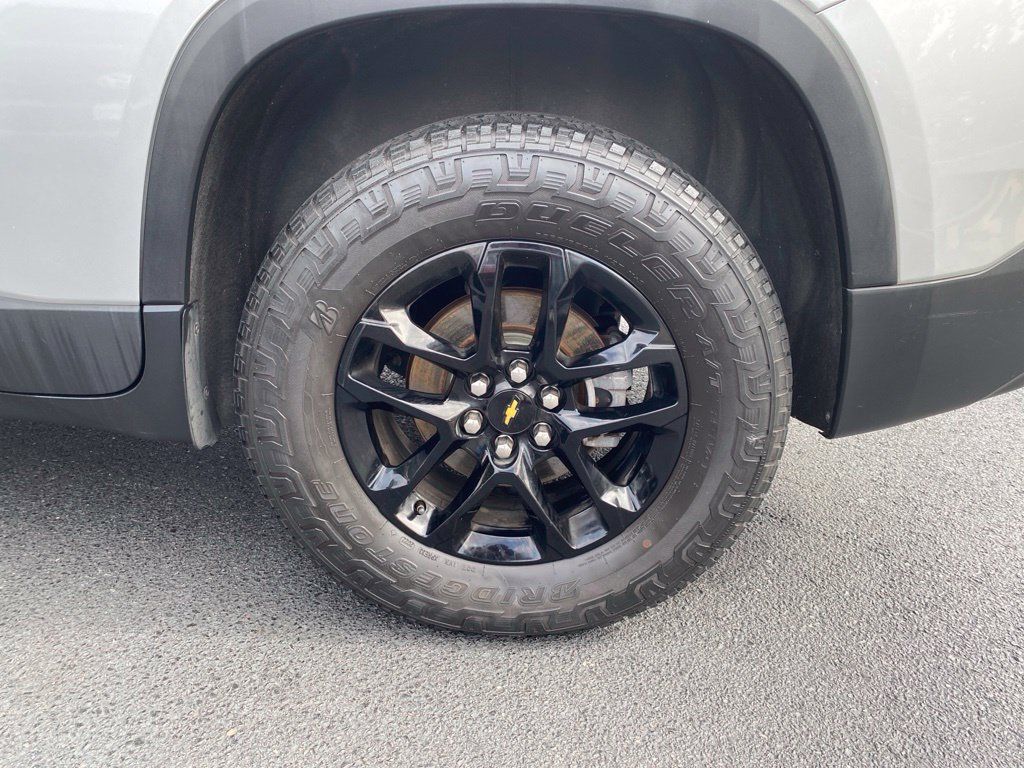 Used 2019 Chevrolet Traverse LS w/ LPO, Floor Liner Package AWD/4WD image 9