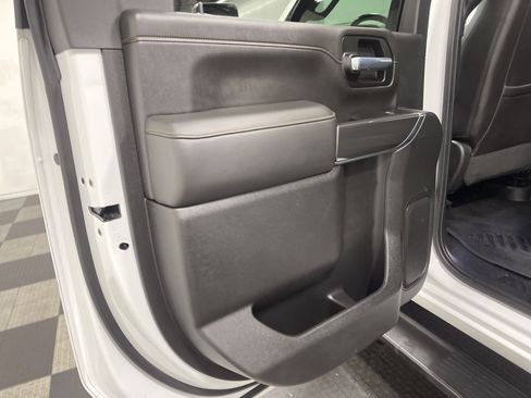 Used 2020 GMC Sierra 2500 AT4 w/ AT4 Premium Package image 15