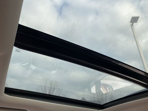 Used 2020 Subaru Ascent Touring image 37