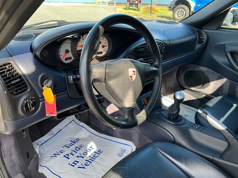 Used 2001 Porsche Boxster Base image 12