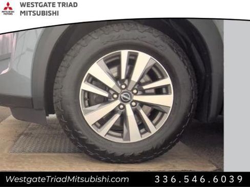 Used 2022 Nissan Pathfinder SL w/ Cargo Package image 9