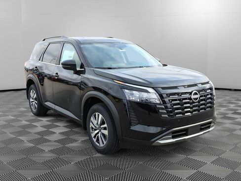 New 2026 Nissan Pathfinder SL AWD/4WD image 10