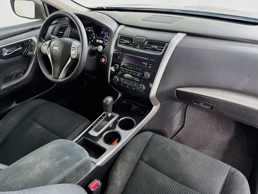 Used 2014 Nissan Altima 2.5 S FWD image 31