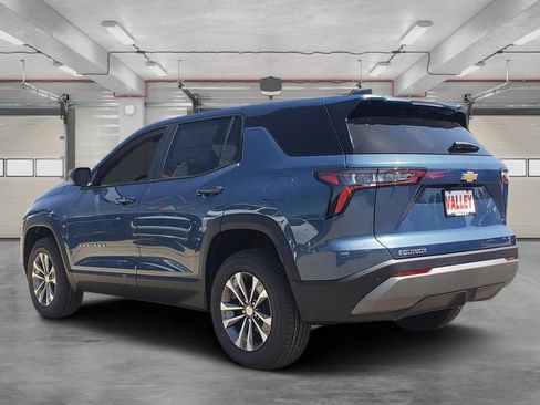 New 2027 Chevrolet Equinox LT w/ Convenience Package II FWD image 6