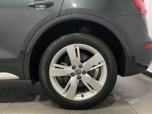 Used 2019 Audi Q5 2.0T Premium Plus w/ Premium Plus Package AWD/4WD image 8
