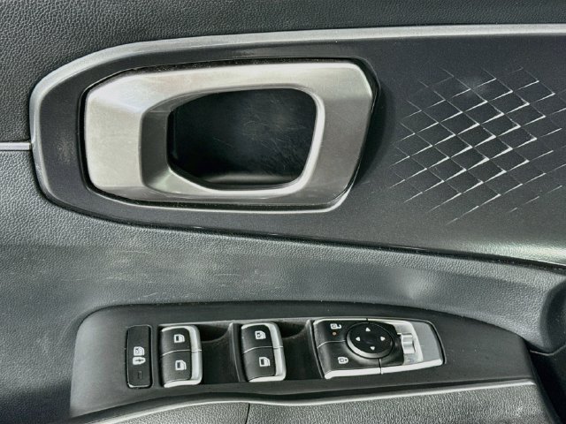 Used 2024 Kia Sorento LX FWD image 21