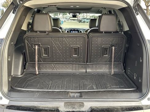 Certified 2020 Chevrolet Traverse Premier w/ Redline Edition image 35