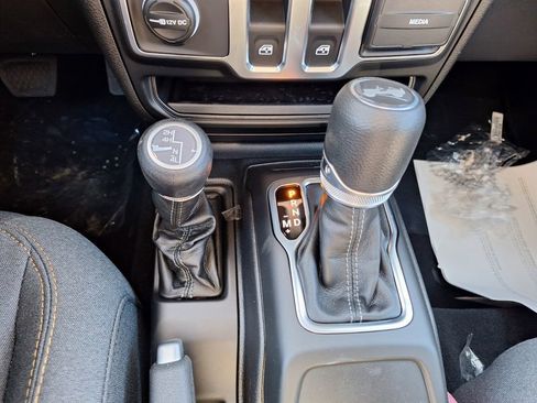 New 2026 Jeep Wrangler Sport AWD/4WD image 17