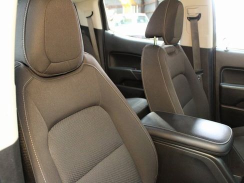 Used 2018 Chevrolet Colorado LT image 11