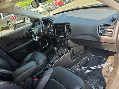 Used 2020 Jeep Compass Limited AWD/4WD image 28