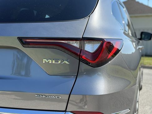 Used 2025 Acura MDX Advance Package image 12