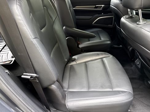 Used 2021 Kia Telluride S AWD/4WD image 15