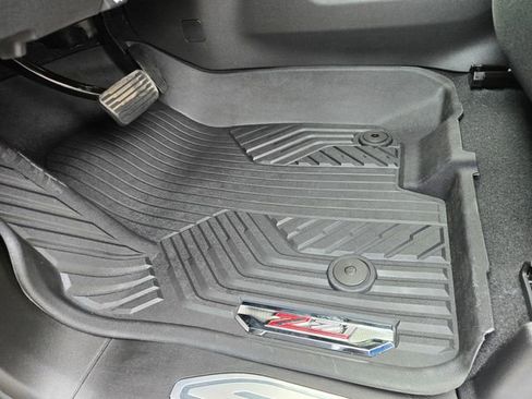 New 2026 Chevrolet Silverado 1500 LT Trail Boss w/ Dark Appearance Package image 18