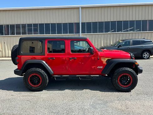 Used 2018 Jeep Wrangler Unlimited Sport S AWD/4WD image 7