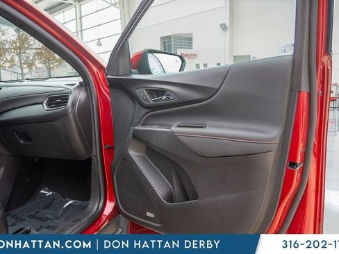 Used 2023 Chevrolet Equinox RS w/ RS Leather Package image 23