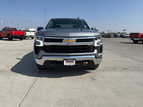 Used 2023 Chevrolet Silverado 1500 LT image 8