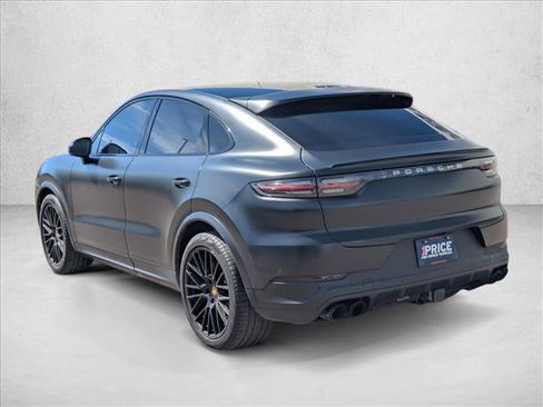 Used 2020 Porsche Cayenne S image 7