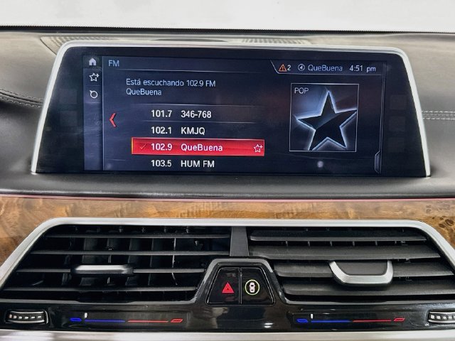 Used 2018 BMW 750i RWD image 15