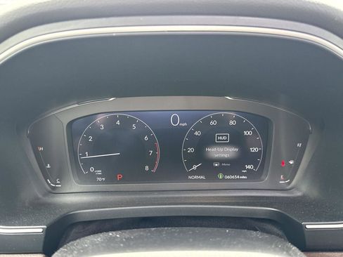 Used 2023 Honda Pilot Elite image 43