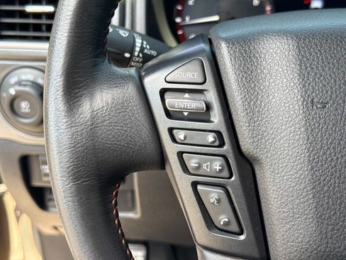 Used 2024 Nissan Titan PRO-4X w/ Pro-4x Convenience Package AWD/4WD image 32