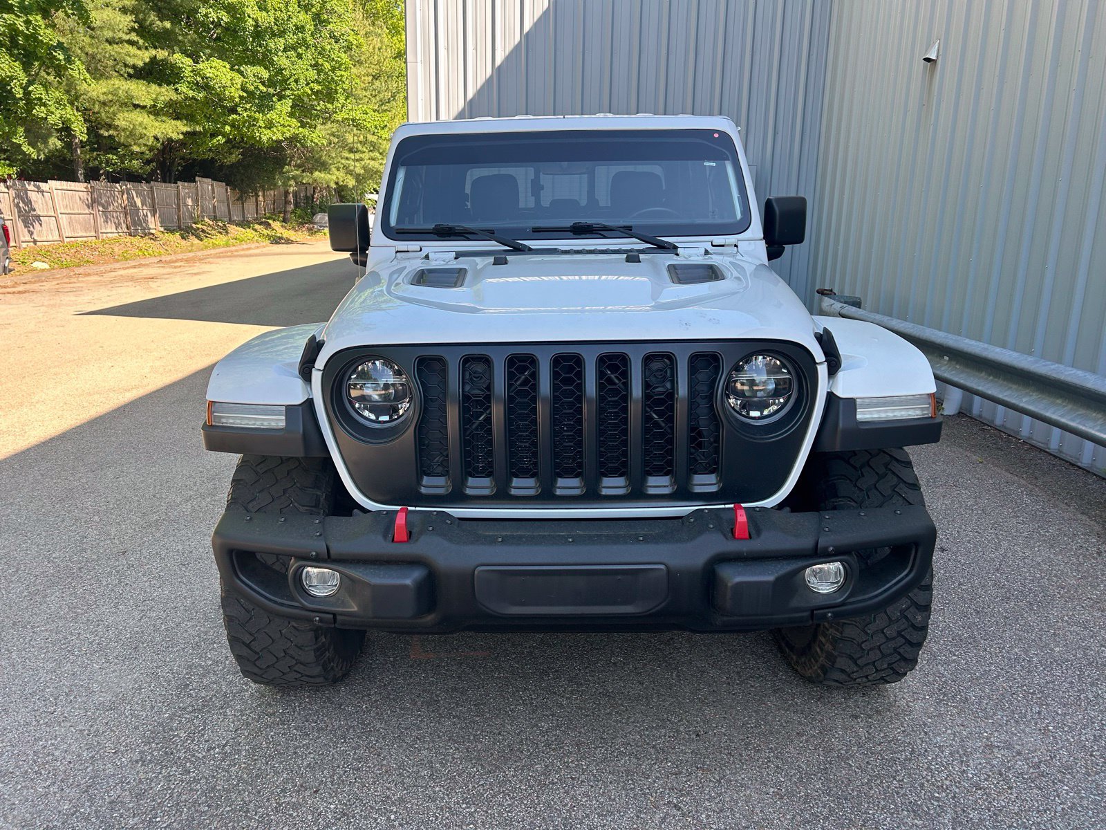 Used 2021 Jeep Gladiator Rubicon w/ Uconnect 4C Nav & Sound Group AWD/4WD image 2