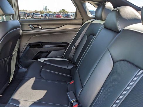 Certified 2025 Kia K5 GT-Line image 18