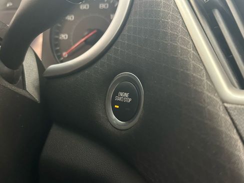 Used 2022 Chevrolet Malibu LT image 27