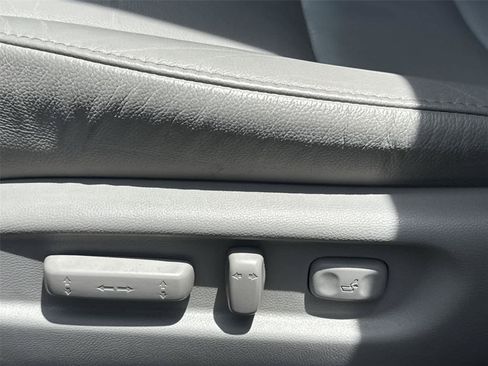 Used 2019 Honda Pilot Touring image 14