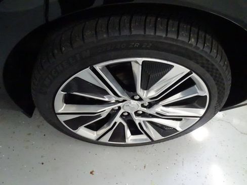 Certified 2024 Cadillac Lyriq Luxury w/ LPO, Floor Liner Package AWD/4WD image 24