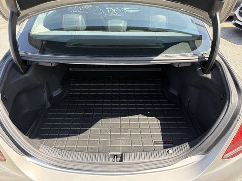 Used 2019 Mercedes-Benz C 300 Sedan image 8