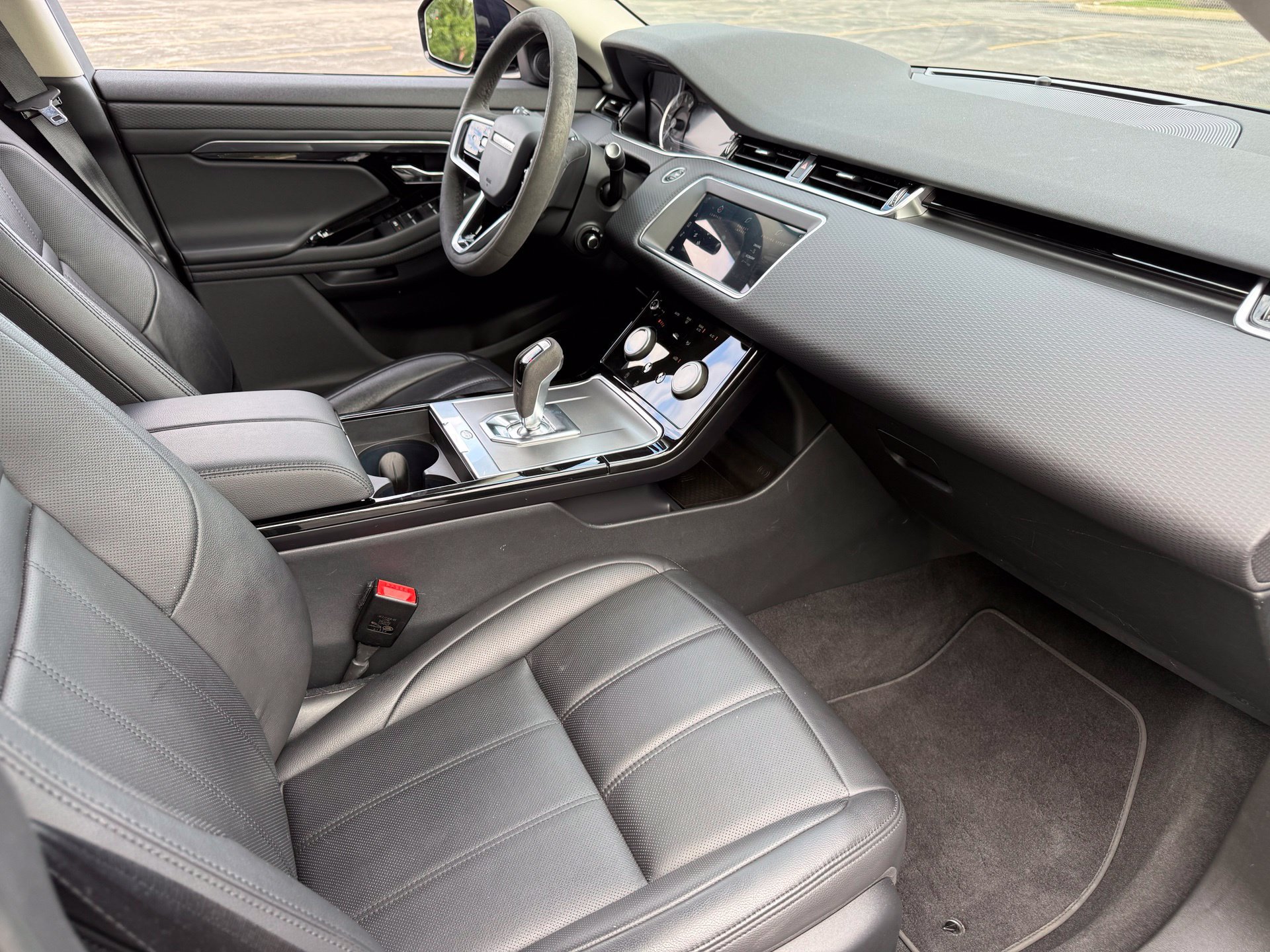 Used 2023 Land Rover Range Rover Evoque S AWD/4WD image 28