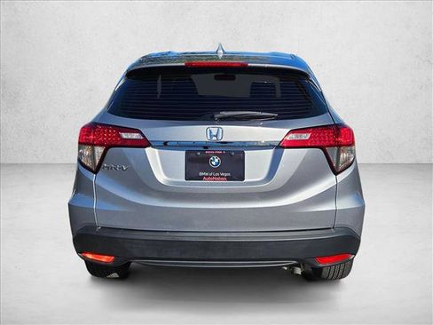 Used 2022 Honda HR-V LX image 7