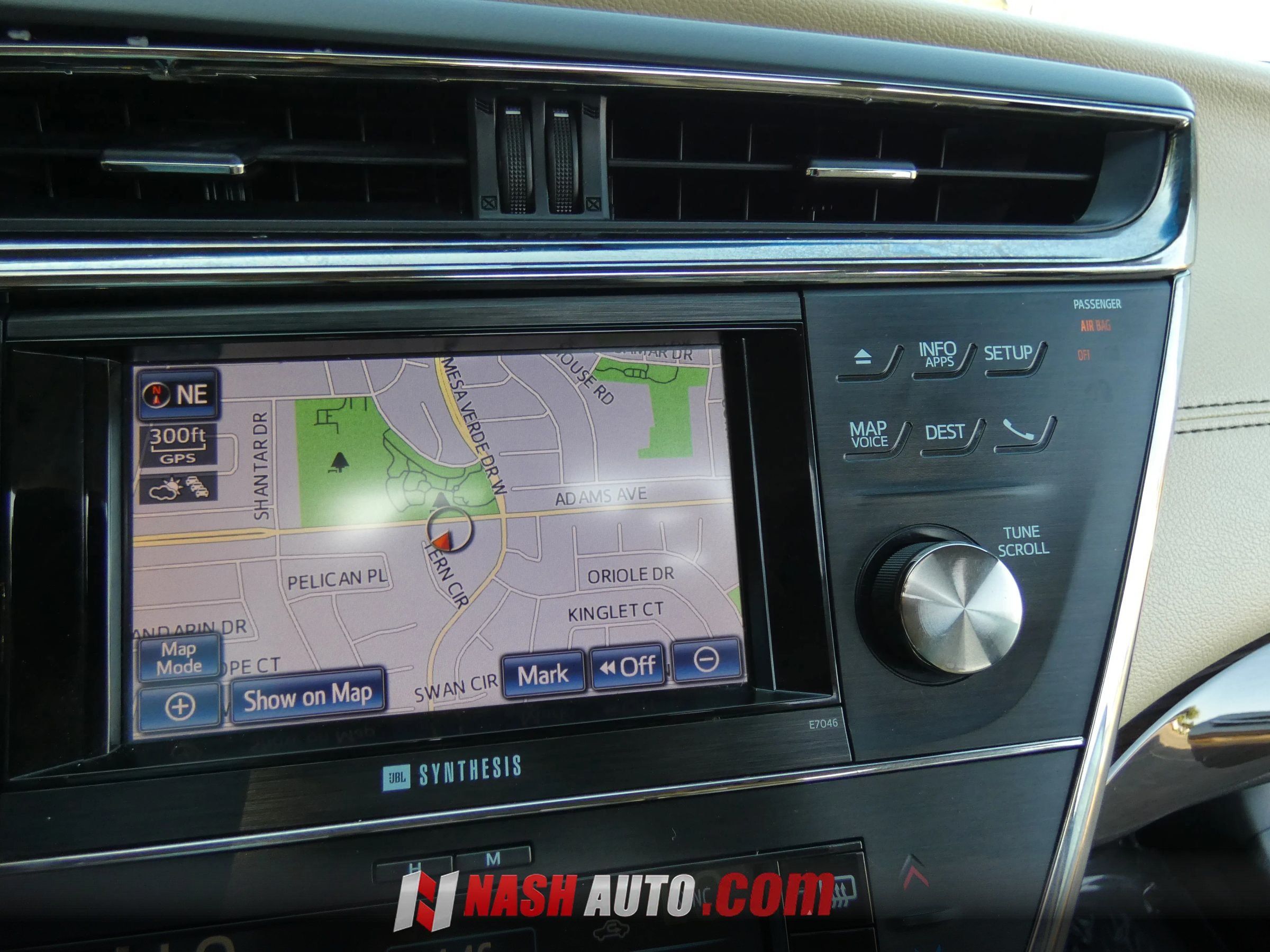 Used 2013 Toyota Avalon Limited FWD image 55
