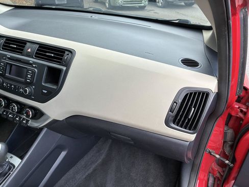 Used 2013 Kia Rio LX w/ PWR Pkg FWD image 16