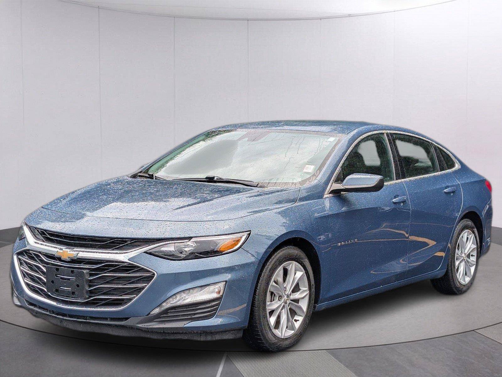 Used 2025 Chevrolet Malibu LT FWD image 1