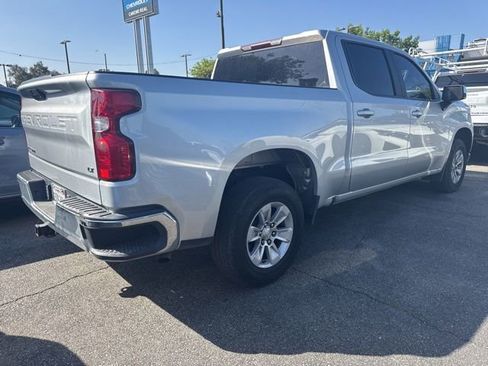 Certified 2022 Chevrolet Silverado 1500 LT RWD image 3