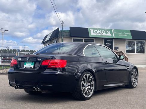 Used 2011 BMW M3 Convertible RWD image 15