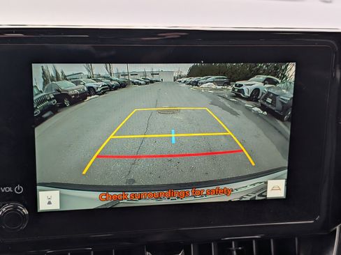 Used 2023 Toyota Corolla Cross XLE w/ Convenience Package image 26