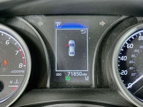 Used 2022 Toyota Camry LE FWD image 19