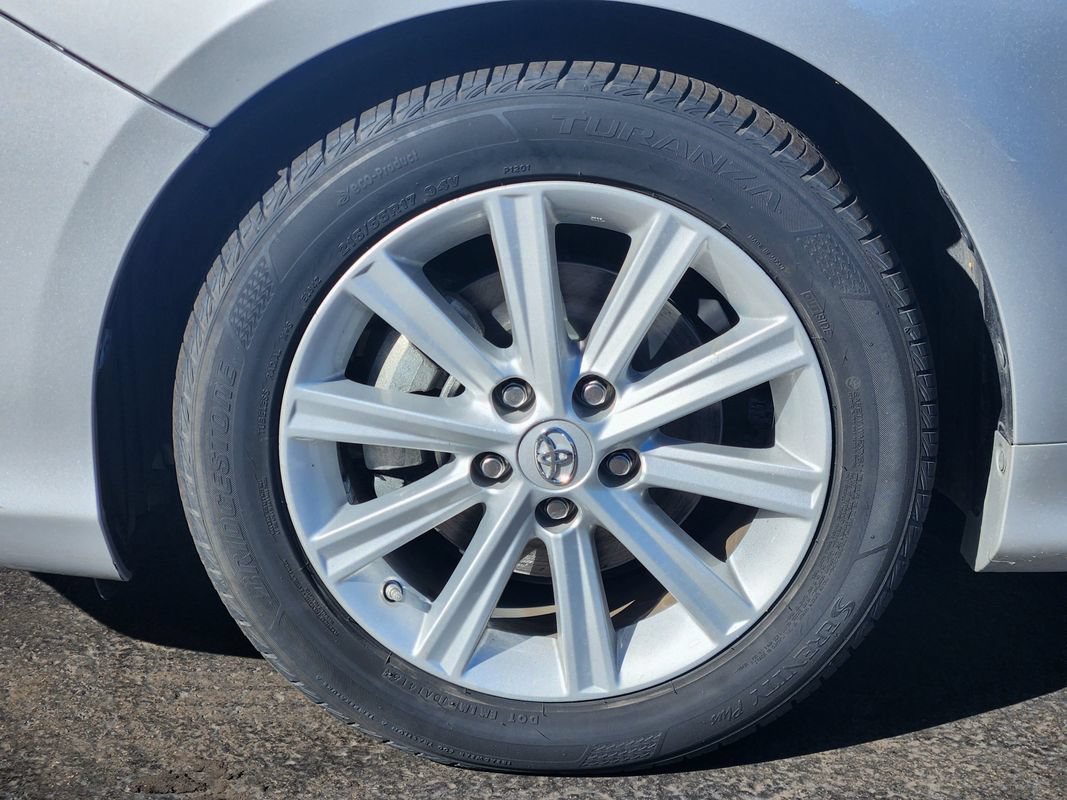 Used 2013 Toyota Camry XLE FWD image 14