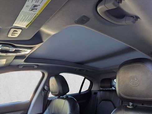 Used 2019 Alfa Romeo Stelvio Sport w/ Quick Order Package 22J Sport image 17