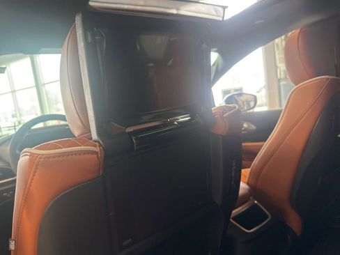 New 2026 Chrysler Pacifica Pinnacle image 32