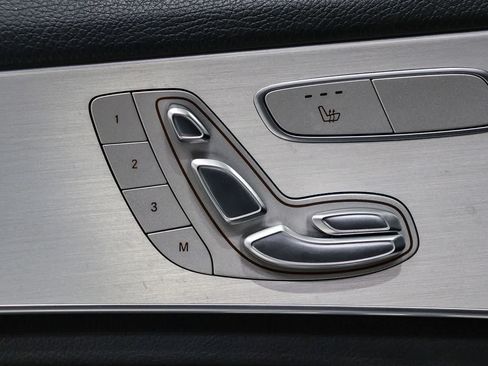 Used 2022 Mercedes-Benz GLC 300 image 23