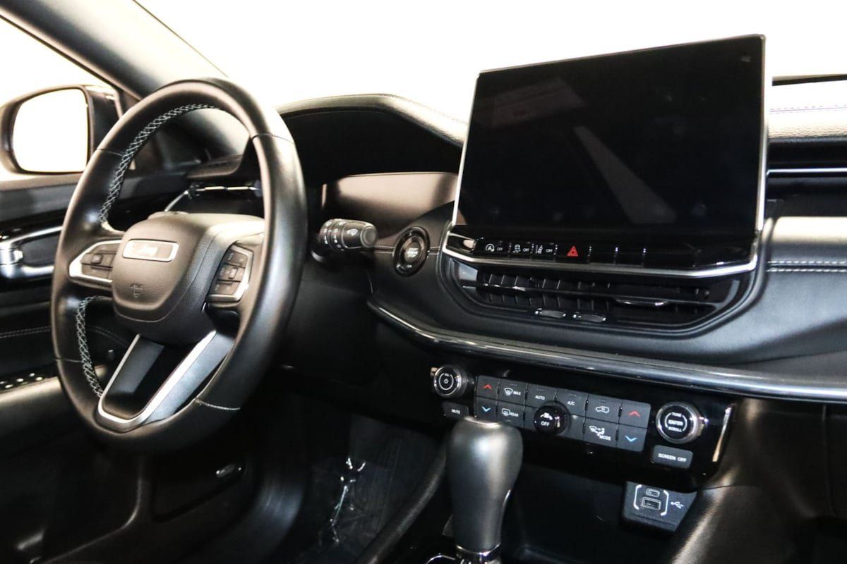 Used 2022 Jeep Compass High Altitude AWD/4WD image 58