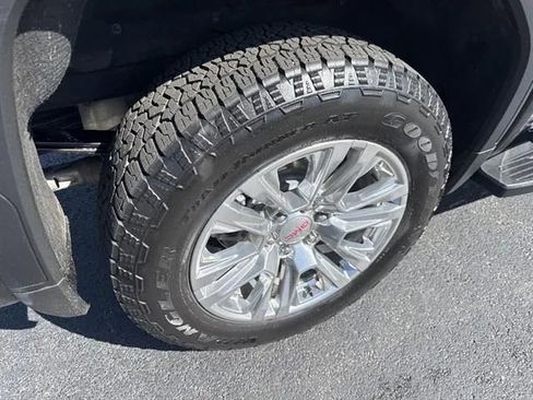 Used 2025 GMC Sierra 1500 Denali AWD/4WD image 7