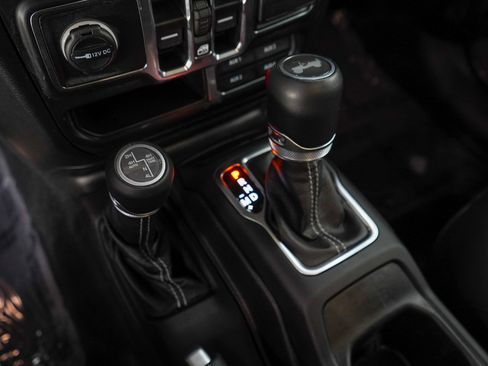 Used 2021 Jeep Wrangler Unlimited Sahara w/ Dual Top Group image 26