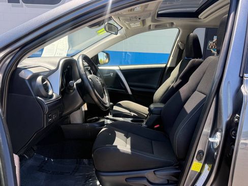 Used 2017 Toyota RAV4 XLE w/ All Weather Liner Package FWD image 8