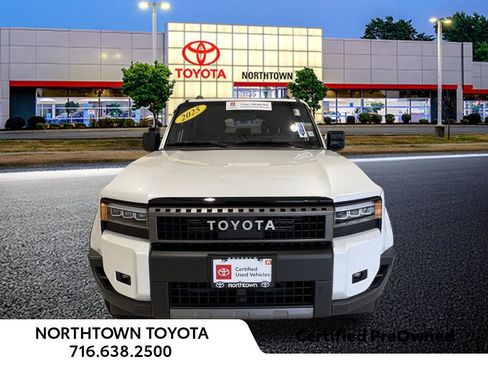 Used 2025 Toyota Land Cruiser w/ Premium Package image 5